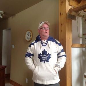 Meet your Posher, Eric